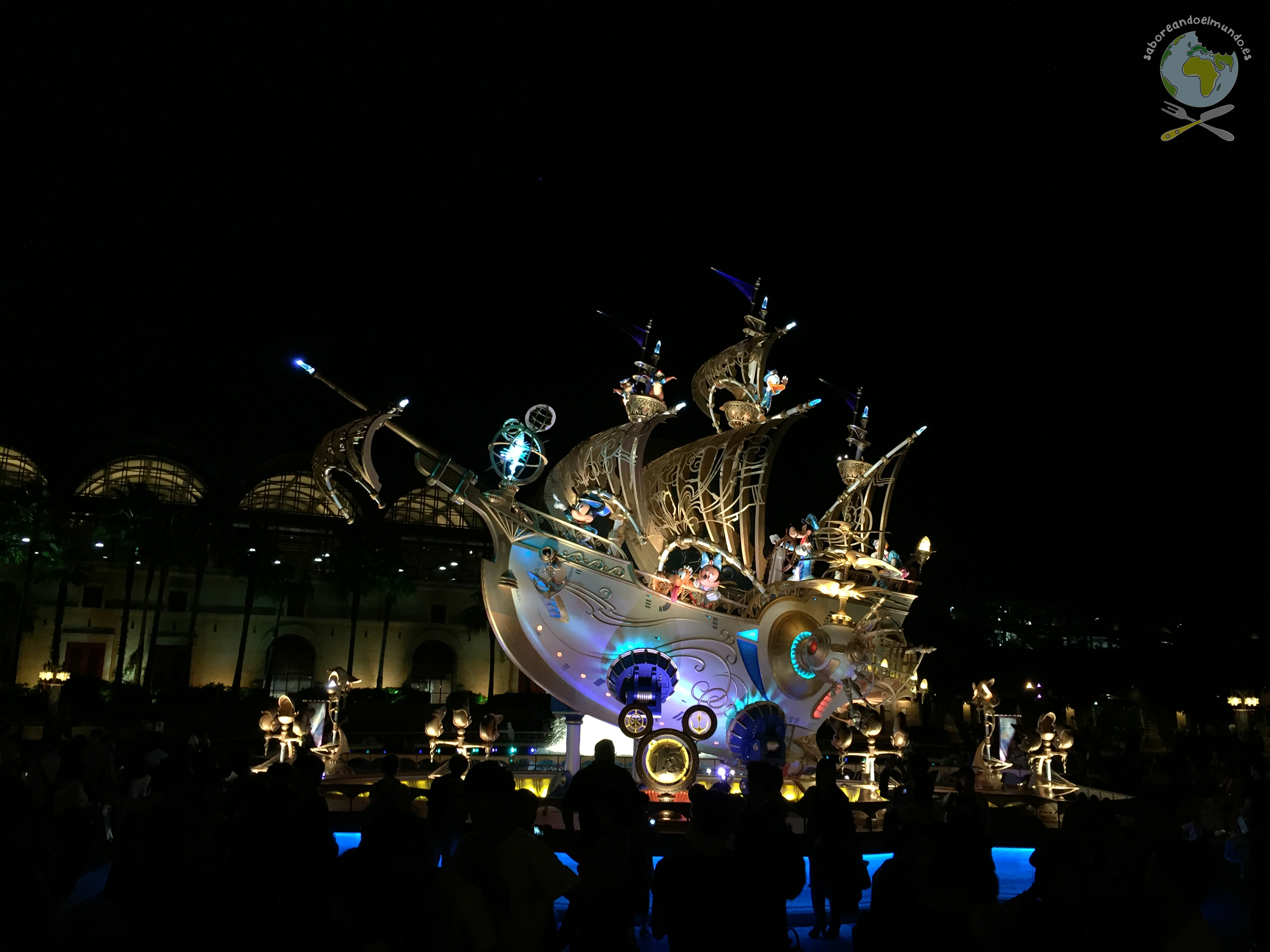 Parade nocturna DisneySea